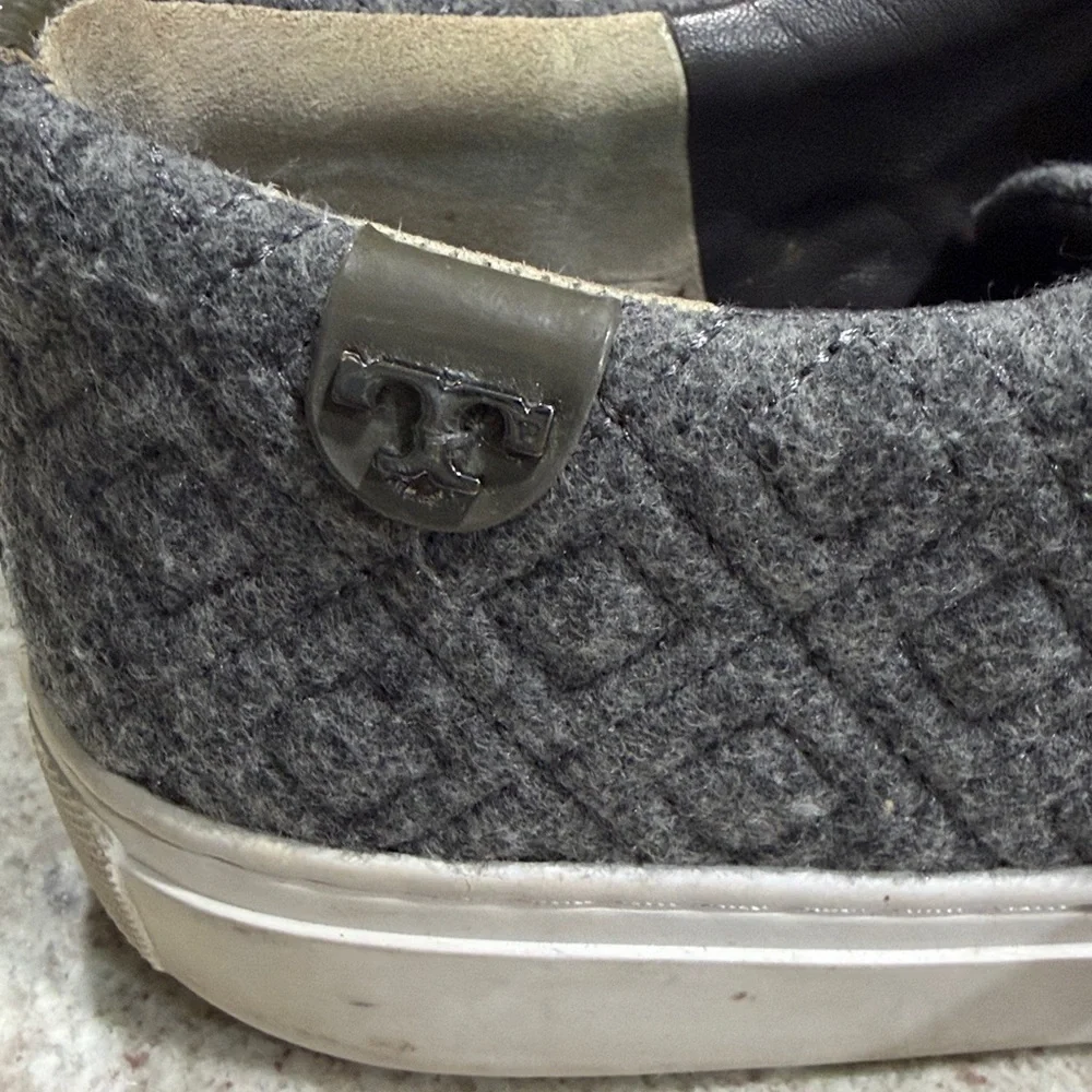 Tory Burch Women's Marion Quilted Lace Up Sneakers Shoes Gray Size 9